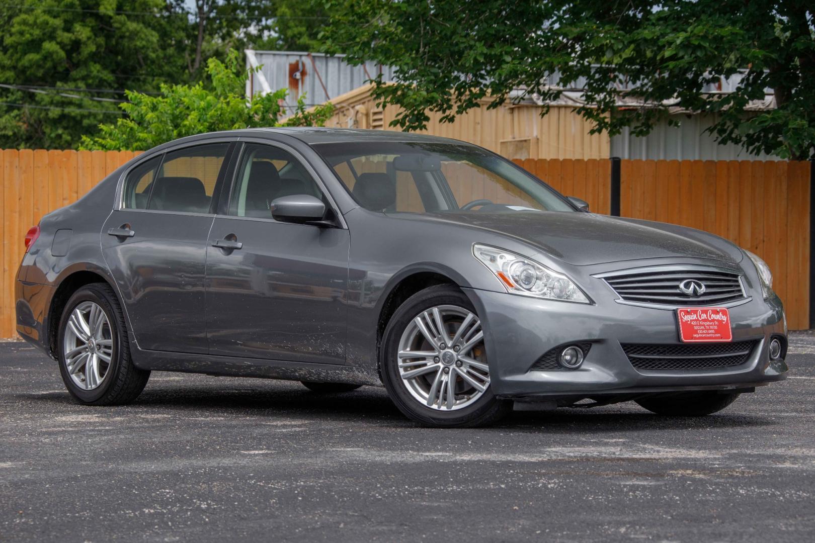 2013 GRAY INFINITI G SEDAN 37x AWD (JN1CV6AR8DM) with an 3.7L V6 DOHC 24V engine, 5-SPEED AUTOMATIC transmission, located at 420 E. Kingsbury St., Seguin, TX, 78155, (830) 401-0495, 29.581060, -97.961647 - Photo#0