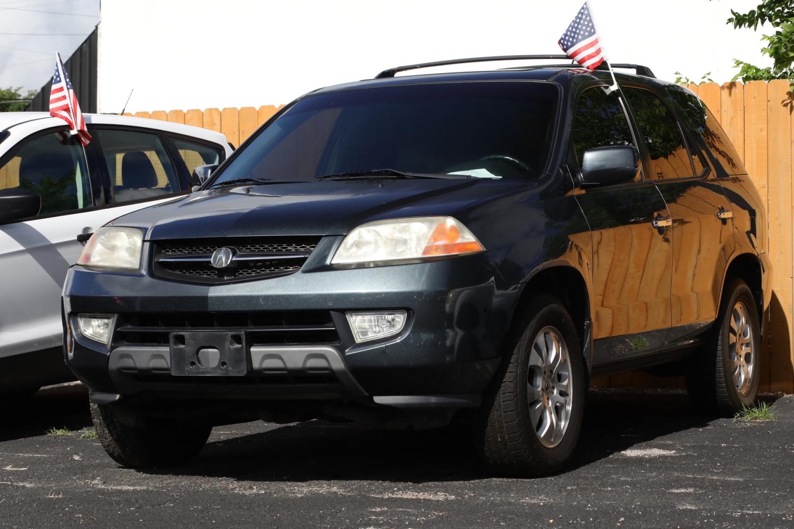 2003 GRAY ACURA MDX Touring with Rear DVD System (2HNYD18753H) with an 3.5L V6 SOHC 24V engine, 5-SPEED AUTOMATIC transmission, located at 420 E. Kingsbury St., Seguin, TX, 78155, (830) 401-0495, 29.581060, -97.961647 - Photo#2