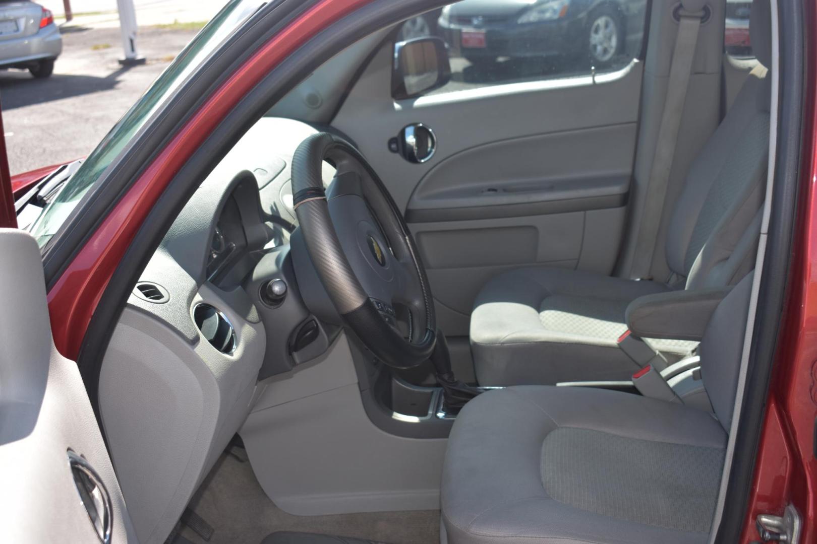 2010 RED Chevrolet HHR LT1 (3GNBABDV3AS) with an 2.4L L4 DOHC 16V FFV engine, 4-Speed Automatic transmission, located at 420 E. Kingsbury St., Seguin, TX, 78155, (830) 401-0495, 29.581060, -97.961647 - Photo#3