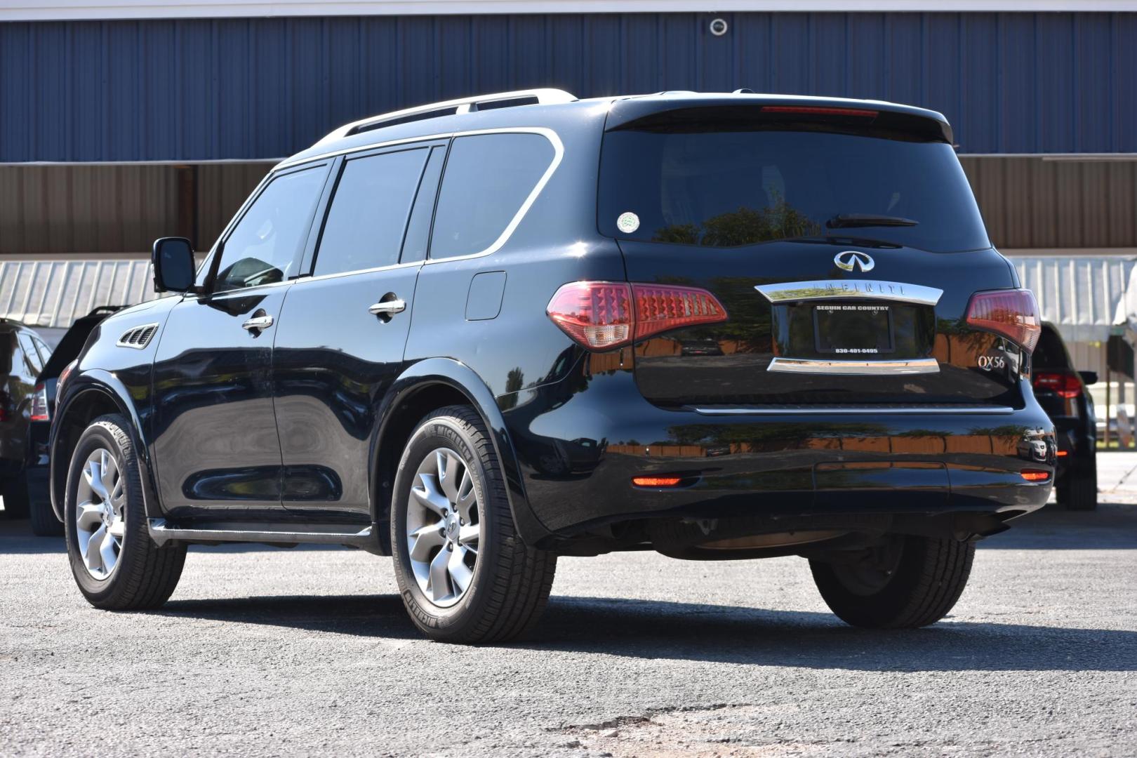 2012 BLACK /TAN Infiniti QX56 2WD (JN8AZ2NFXC9) with an 5.6L V8 DOHC 32V engine, 5-Speed Automatic transmission, located at 420 E. Kingsbury St., Seguin, TX, 78155, (830) 401-0495, 29.581060, -97.961647 - Photo#1