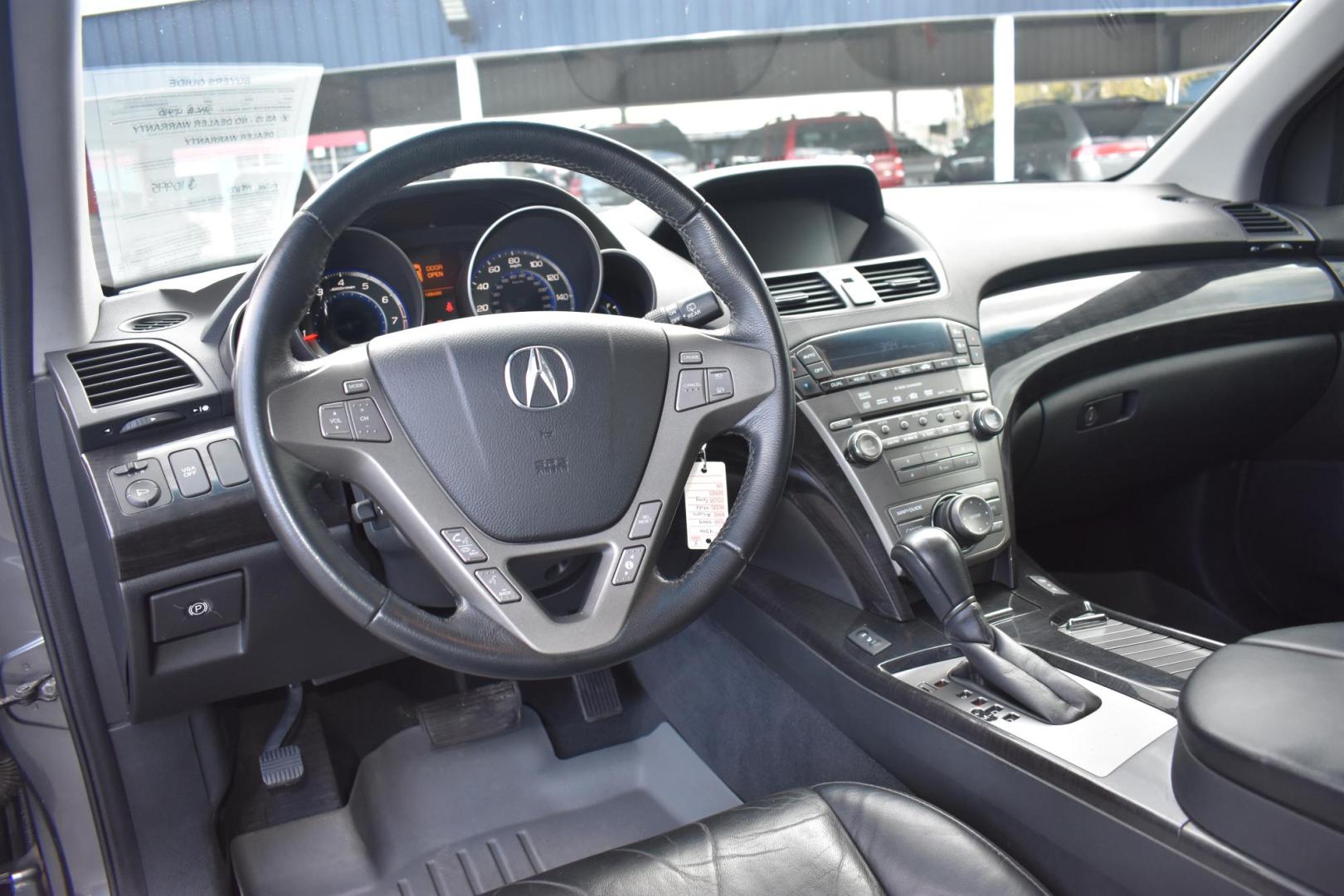 2009 GRAY Acura MDX Tech Package (2HNYD28629H) with an 3.5L V6 SOHC 24V engine, 5-Speed Automatic transmission, located at 420 E. Kingsbury St., Seguin, TX, 78155, (830) 401-0495, 29.581060, -97.961647 - Photo#4