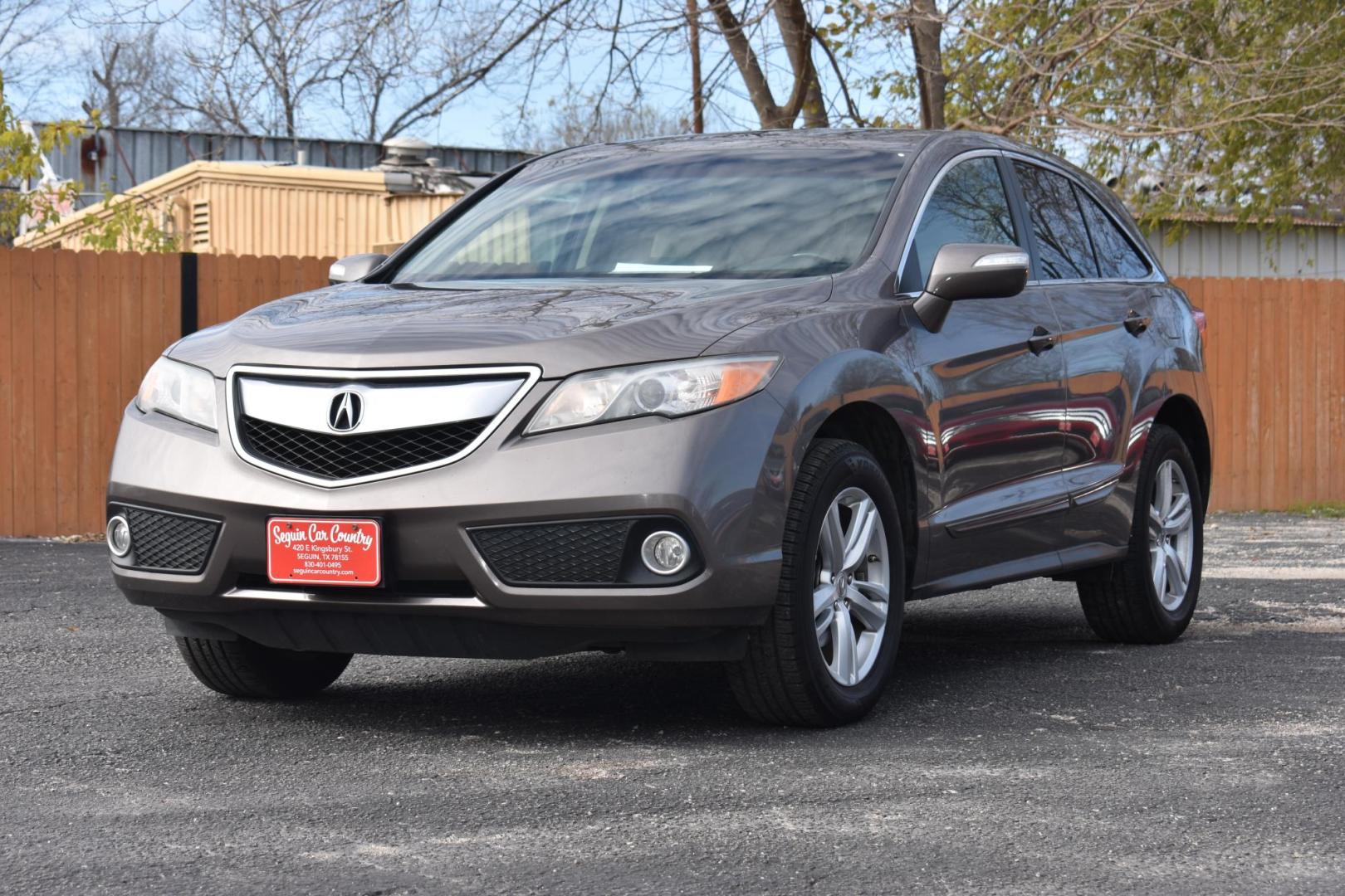 2013 Acura RDX 6-Spd AT w/ Technology Package (5J8TB3H50DL) with an 2.3L L4 DOHC 16V engine, 6-Speed Automatic transmission, located at 420 E. Kingsbury St., Seguin, TX, 78155, (830) 401-0495, 29.581060, -97.961647 - Photo#0