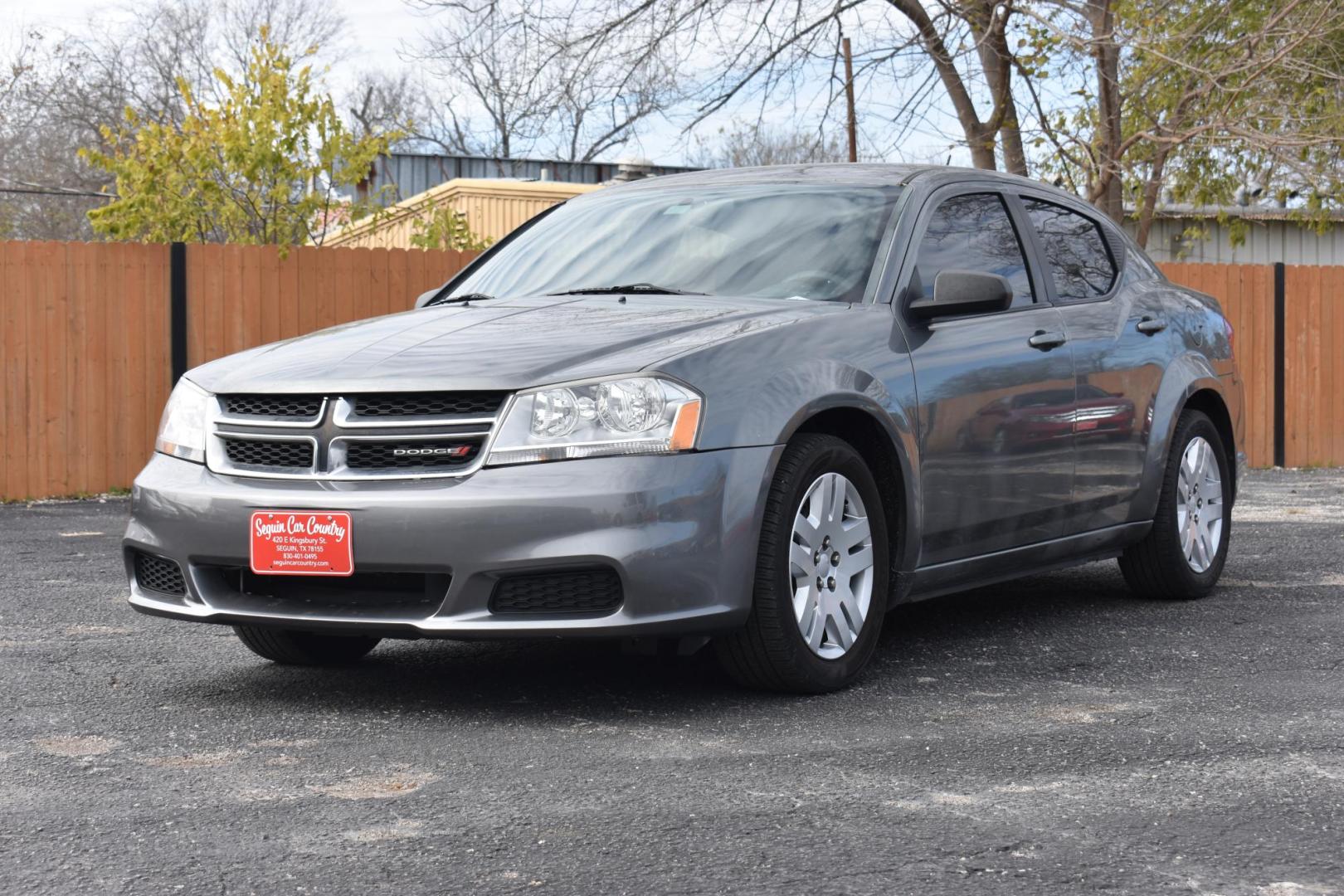 2012 GRAY Dodge Avenger Base (1C3CDZAB6CN) with an 2.4L L4 DOHC 16V engine, 4-Speed Automatic transmission, located at 420 E. Kingsbury St., Seguin, TX, 78155, (830) 401-0495, 29.581060, -97.961647 - Photo#2