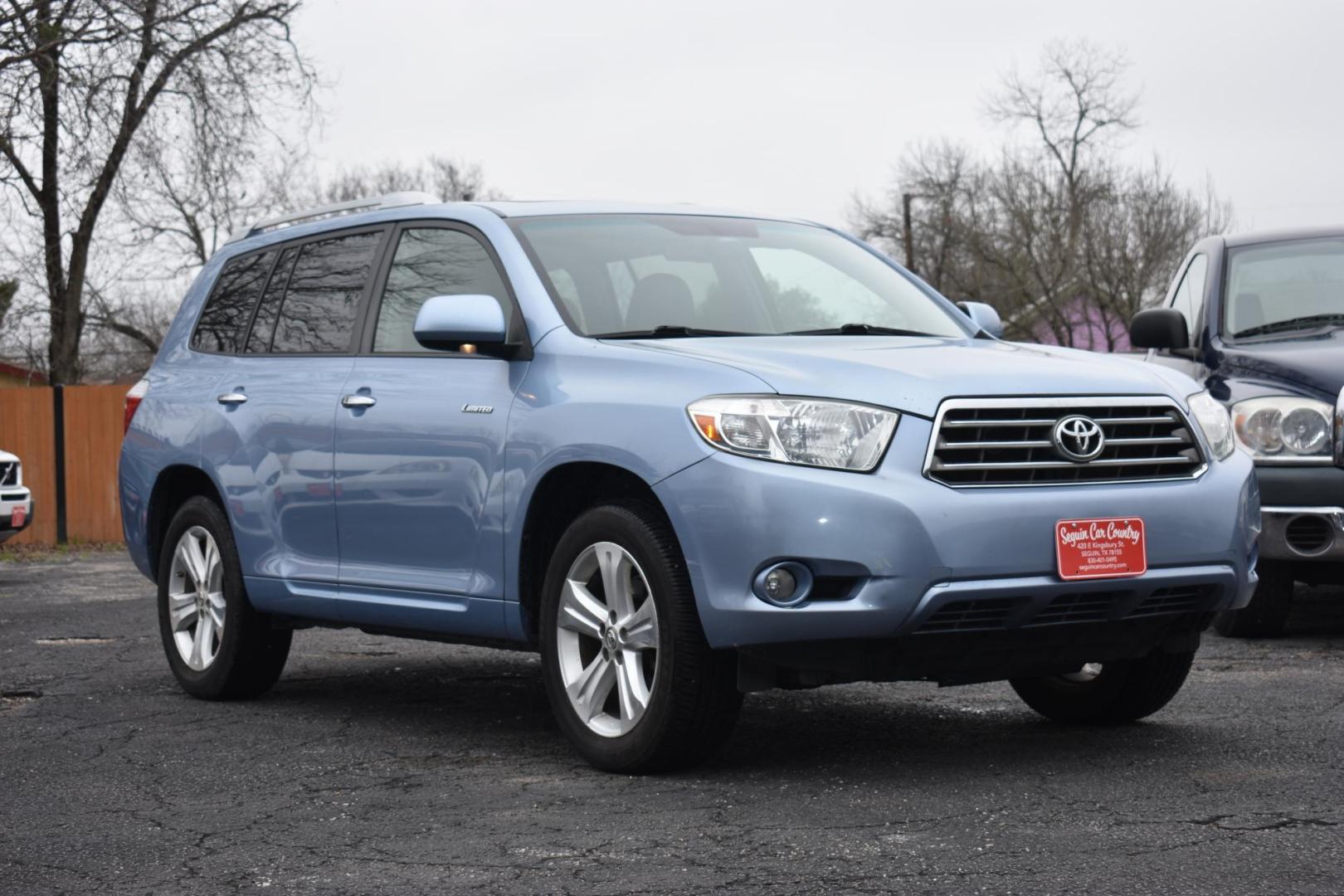 2008 BLUE Toyota Highlander Limited 2WD (JTEES42A682) with an 3.5L V6 DOHC 24V engine, 5-Speed Automatic Overdrive transmission, located at 420 E. Kingsbury St., Seguin, TX, 78155, (830) 401-0495, 29.581060, -97.961647 - Photo#0