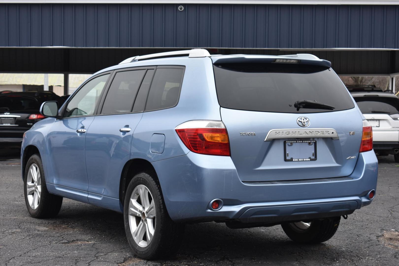 2008 BLUE Toyota Highlander Limited 2WD (JTEES42A682) with an 3.5L V6 DOHC 24V engine, 5-Speed Automatic Overdrive transmission, located at 420 E. Kingsbury St., Seguin, TX, 78155, (830) 401-0495, 29.581060, -97.961647 - Photo#1