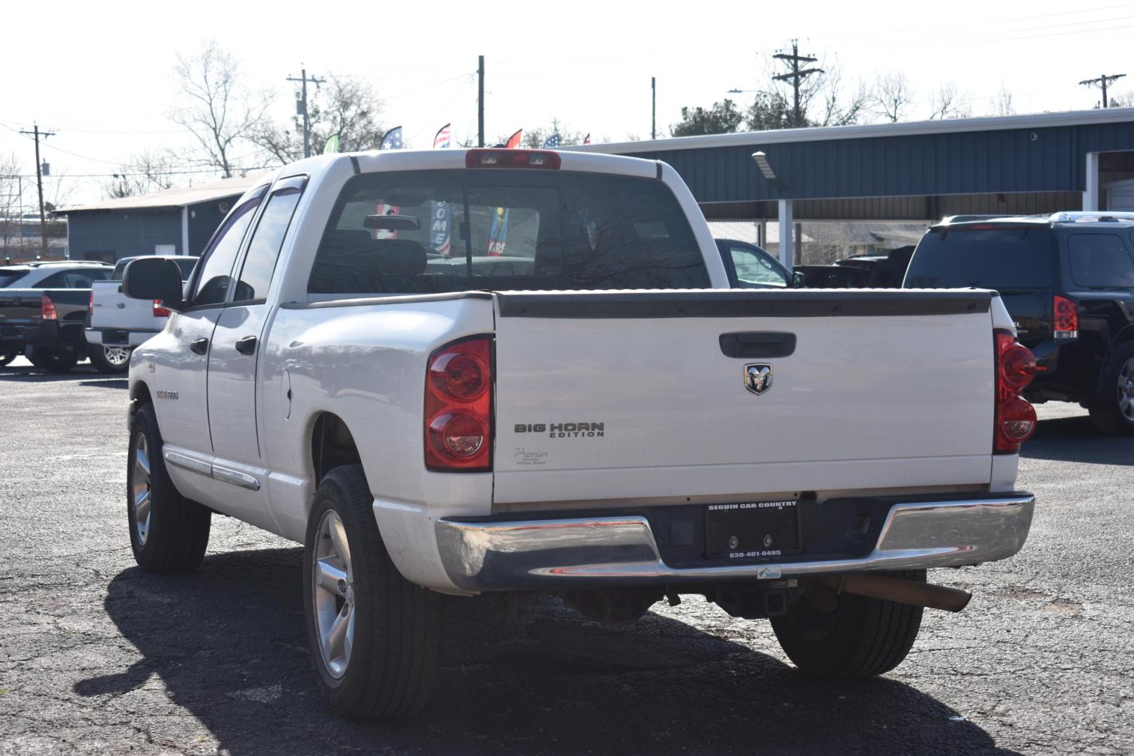 2007 Dodge Ram 1500 Laramie Quad Cab 2WD (1D7HA18297J) with an 5.7L V8 OHV 16V engine, located at 420 E. Kingsbury St., Seguin, TX, 78155, (830) 401-0495, 29.581060, -97.961647 - Photo#2